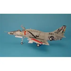 Compra Online Aires 1 48 A-4E/F Skyhawk Cockpit Set, Fahrwerk schacht, Brem