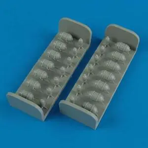 Quickboost 1 72 B-24 Liberator oxygen cylinder Solo Oggi