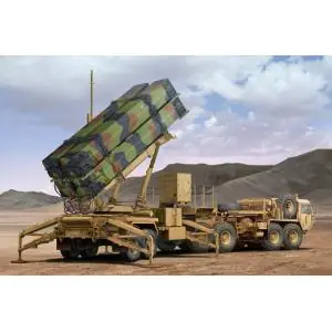 TRUMPETER 1/35 M983 HEMTT & M901 Launching Station of MIM-104F Popolare