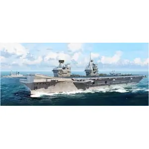 Ordina Subito TRUMPETER 1/700 Queen Elizabeth Aircraft Carrier