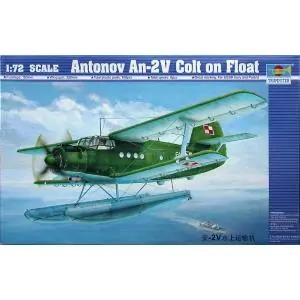 TRUMPETER 1 72 Antonov An-2V Colt on Float Offerta