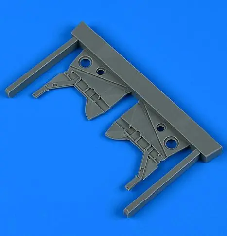 Hawker Hurricane undercarriage covers Saldi